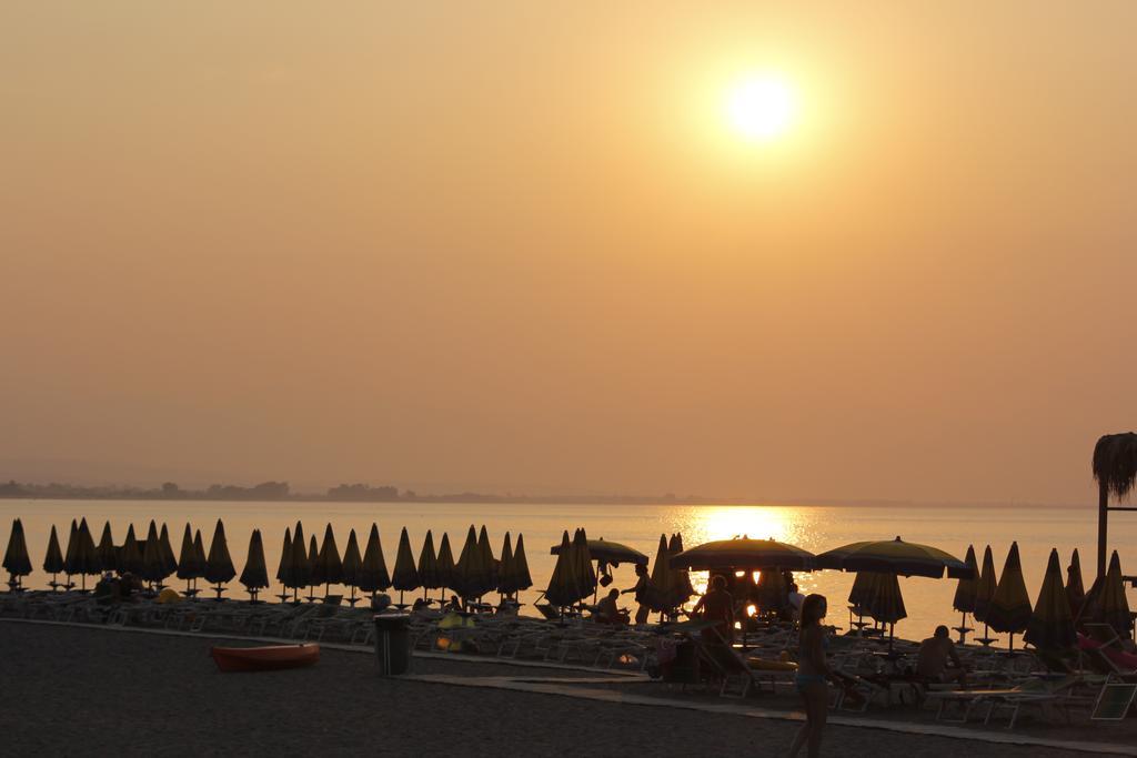Marina Di Rossano Village Club ภายนอก รูปภาพ