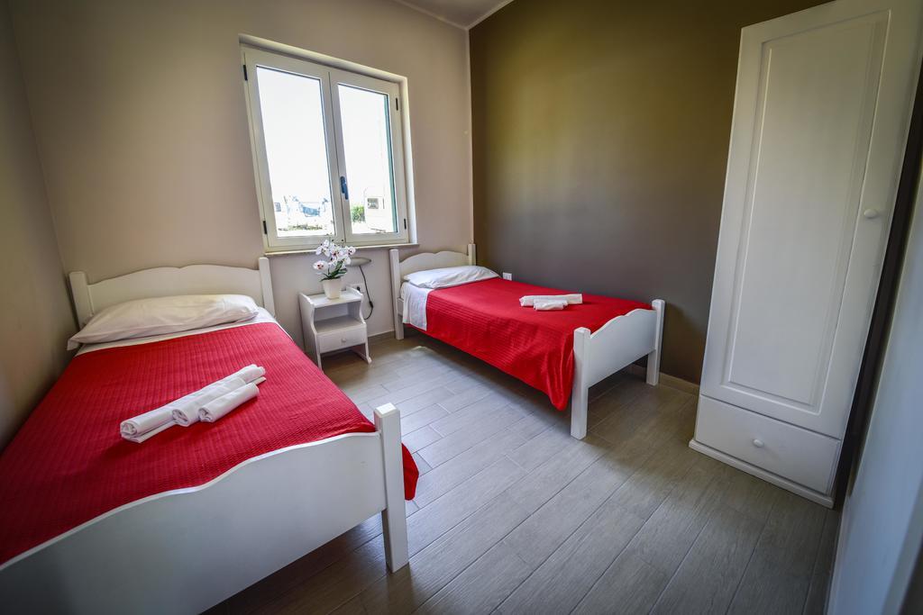 Marina Di Rossano Village Club ภายนอก รูปภาพ