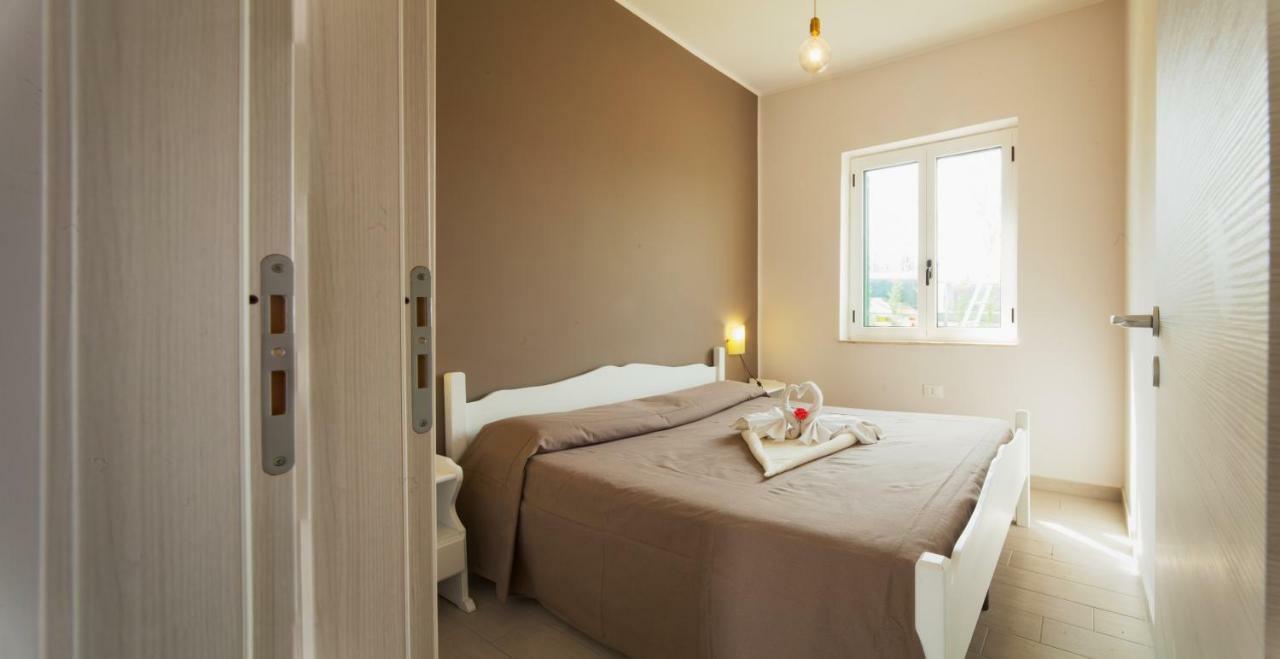 Marina Di Rossano Village Club ภายนอก รูปภาพ